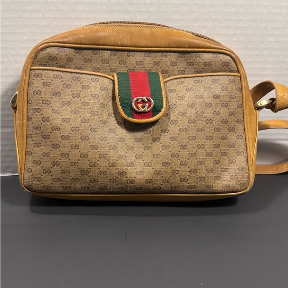 Gucci Tan and Brown Messenger Bag - Picture 1 of 9